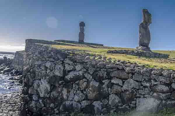 136 - Chile - isla de Rapa Nui o Pascua - Tahai - Ahu Vai Uri y Ahu Ko Te Riku